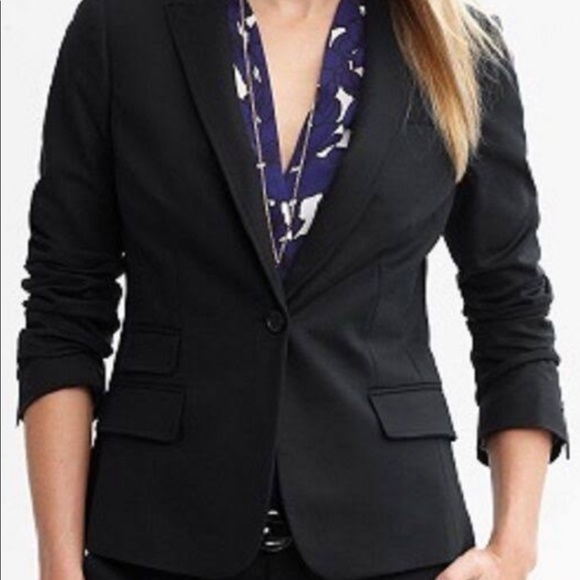 Banana Republic Jackets & Blazers - BANANA REPUBLIC BLAZER